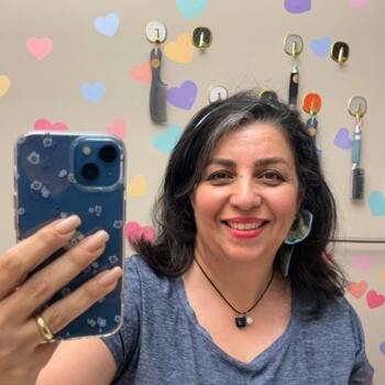 Babysitter in Saskatoon: Afsaneh