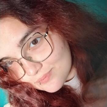 Babysitter in Novo Hamburgo: Stefani