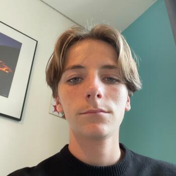 Babysitter in Suresnes: Camille