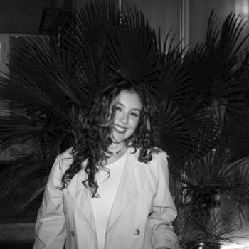 Babysitter Meixomil: Iara