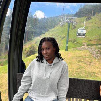 Babysitter in Hamilton: Grace