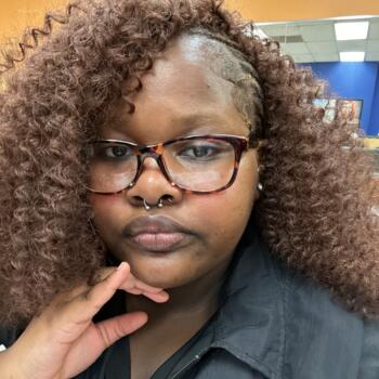 Babysitter in Glen Burnie: Kijanay