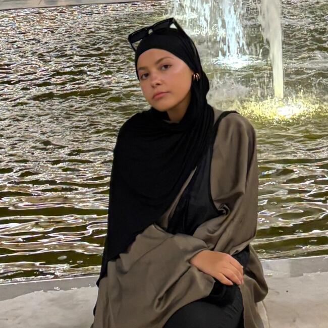 Babysitter in Paris: MAYYADA