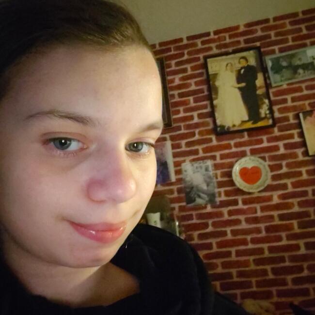 Babysitter in L'Isle-Adam: Alicia