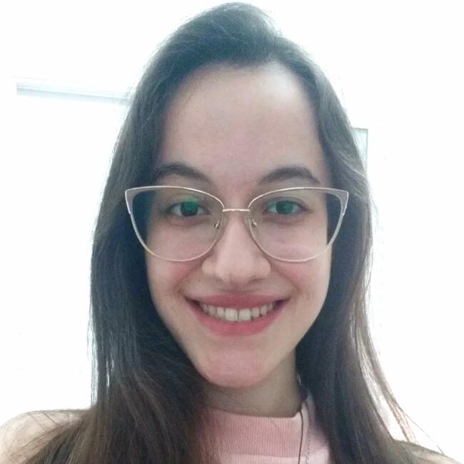 Babysitter in São José do Rio Preto: Isadora