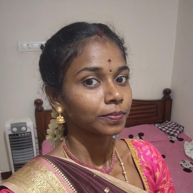 Babysitting job in Coimbatore: Sowmiya