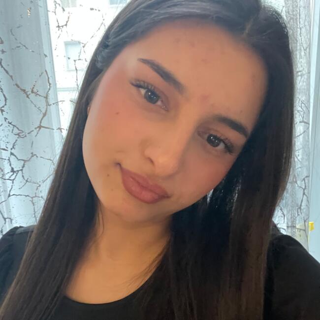 Babysitter in Wien: Cristina