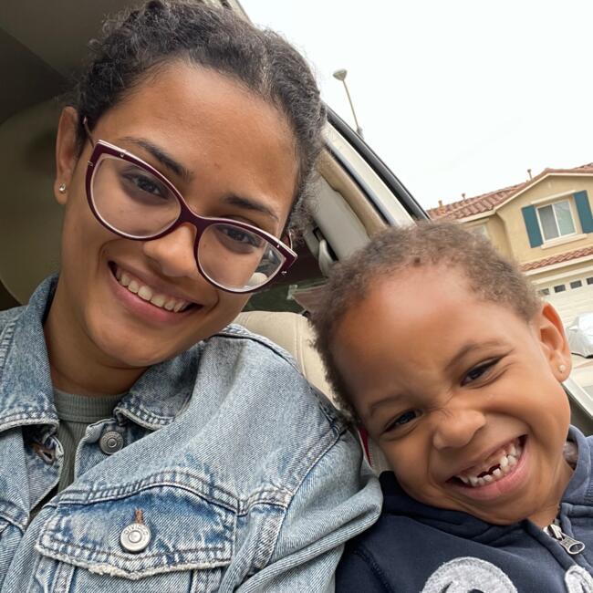 Babysitter in Lisbon: Carolina