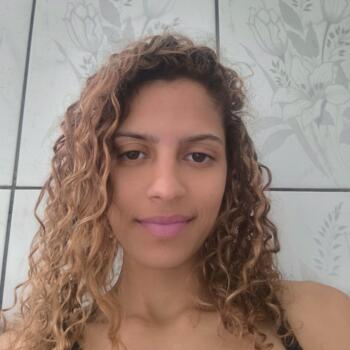Babysitter in Rio das Ostras: Karolina