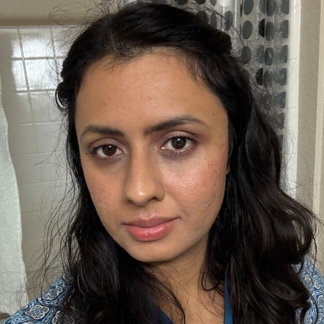 Babysitter in Folsom: Sim