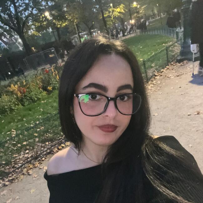 Babysitter in Épinay-sur-Seine: Chaima