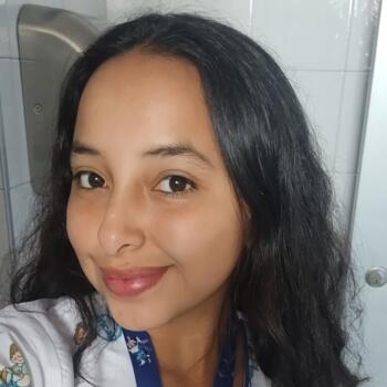 Babysitter Bogotá: Yalenis Ramirez