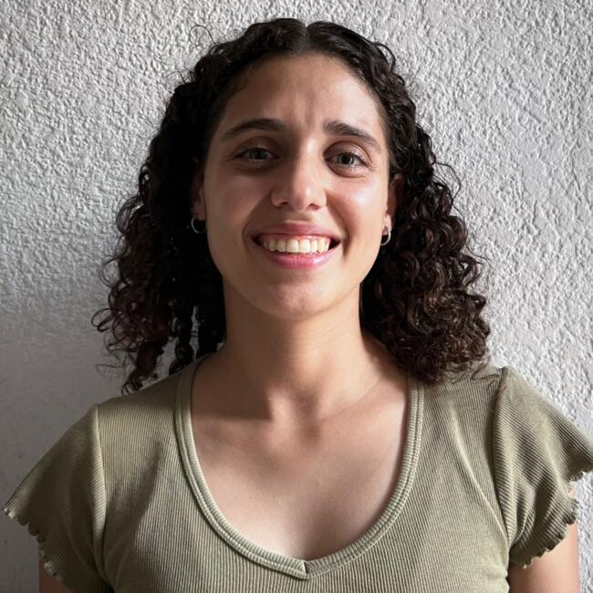 Babysitter in Montevideo: Antonela