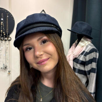 Babysitter Cherbourg: Sasha