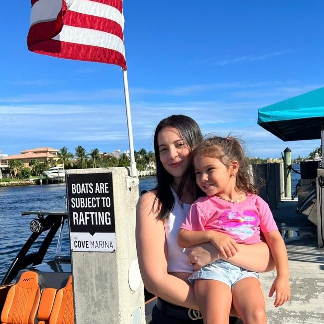 Babá em Gravataí: Nicolly Thomaz