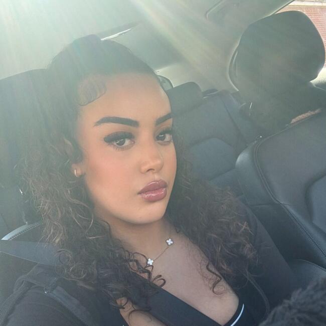 Nanny in Cardiff: Salma