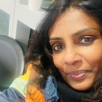 Nanny in Auckland: Kumali Marian