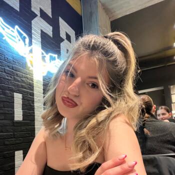 Babysitter in Volos: Κωνσταντίνα