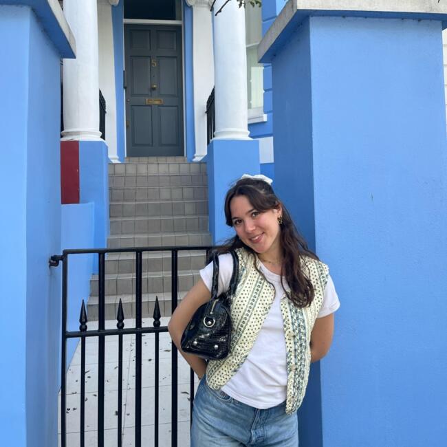 Babysitter in Pessac: Constance