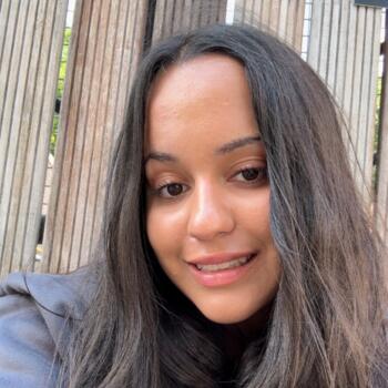 Babysitter in Ans: Valentine