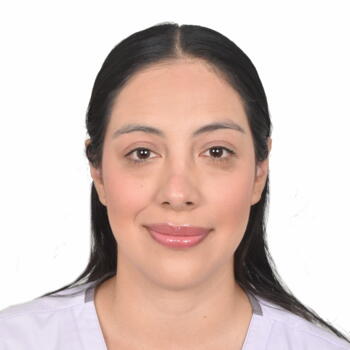 Babysitter in Guayaquil: Ashley