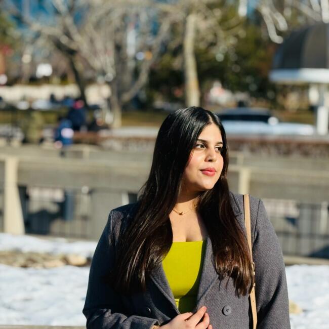 Babysitter in Brampton: Aarushi