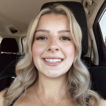 Babysitter in Uxbridge: Carley