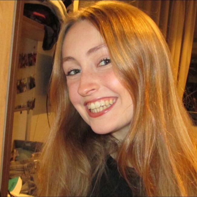 Babysitter in Pamplona: Angela