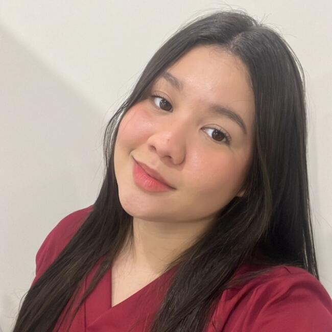 Babysitter in Santarém: Adriana