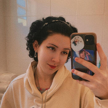 Babysitter in Campo Bom: Cláudia