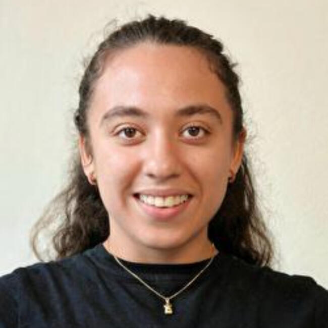 Babysitter a Zugo: Jacqueline