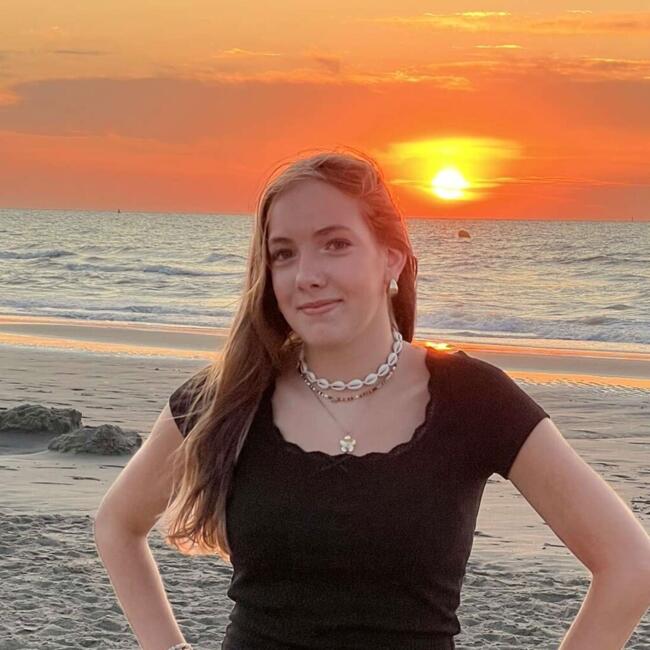 Babysitter in Hondschoote: Léonie