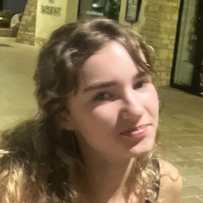 Babysitter in Noyon: Léa