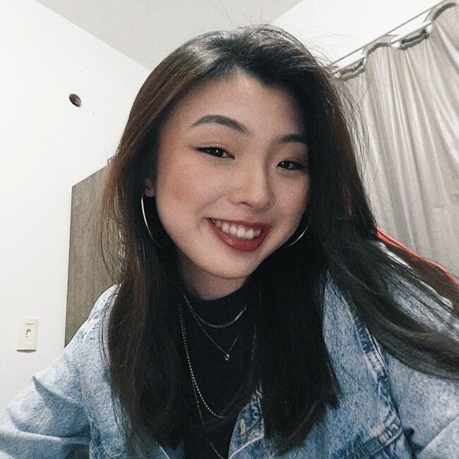 Babysitter in Timbó: Mary Ayami