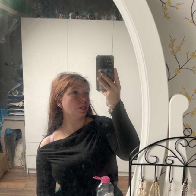 Babysitter in Huizen: Naomi