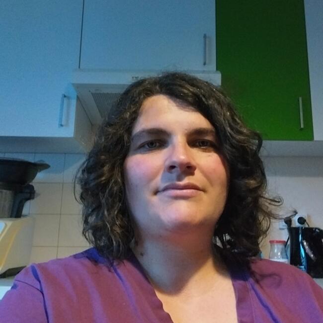 Babysitter in Pagney: Cindy