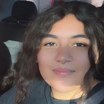 Babysitter in San Antonio: Samantha