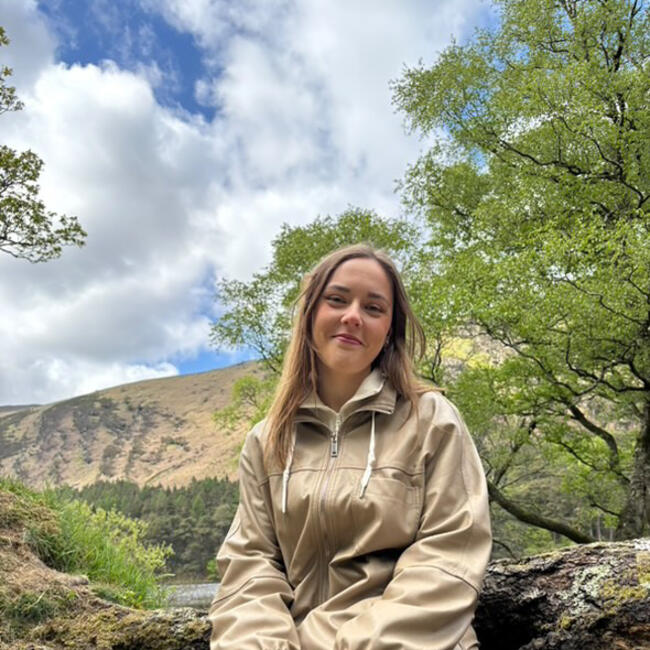 Babysitter in Tullyallen: Caoimhe