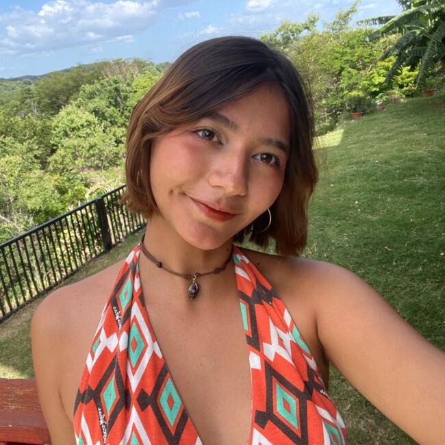 Babysitter in San Salvador: Amber