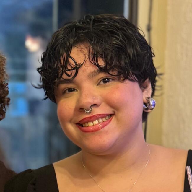 Babá em João Pessoa: Débora