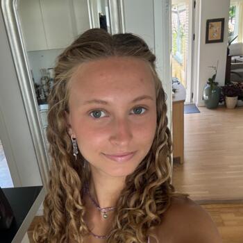 Babysitter in Slangerup: Thea