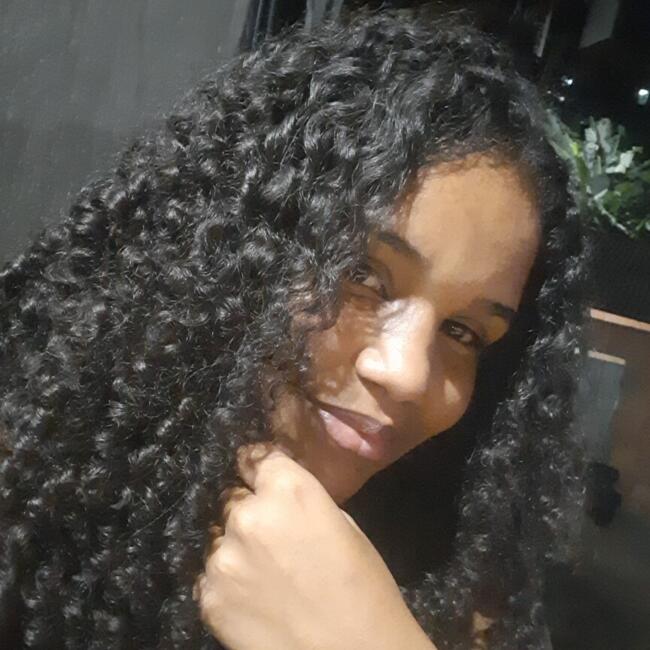 Emprego de babá em Maceió: Emilly