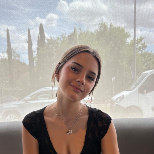 Canguro en Madrid: Angela