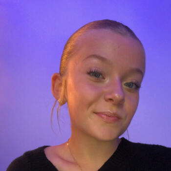 Babysitter in Amiens: Lola