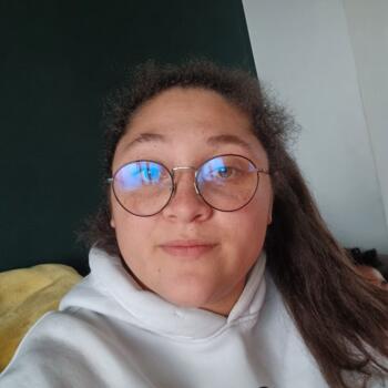 Babysitter in Charleroi: Shanna