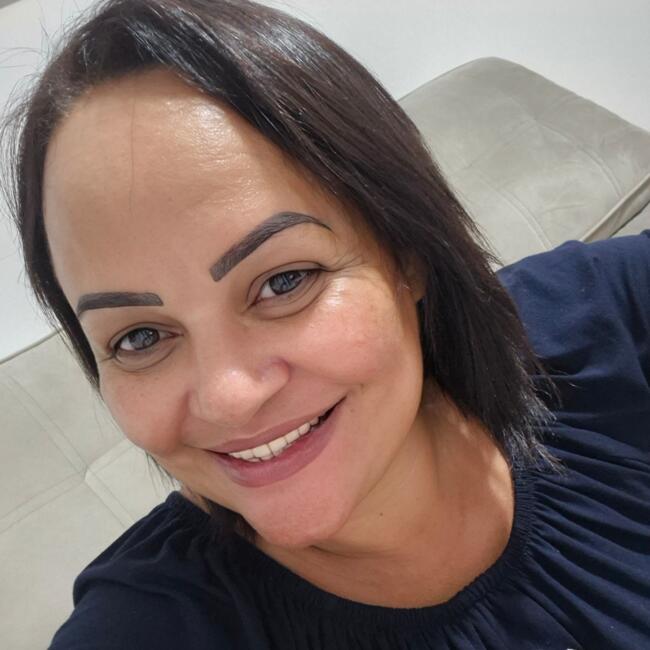 Babysitter in Caraguatatuba: Elisa
