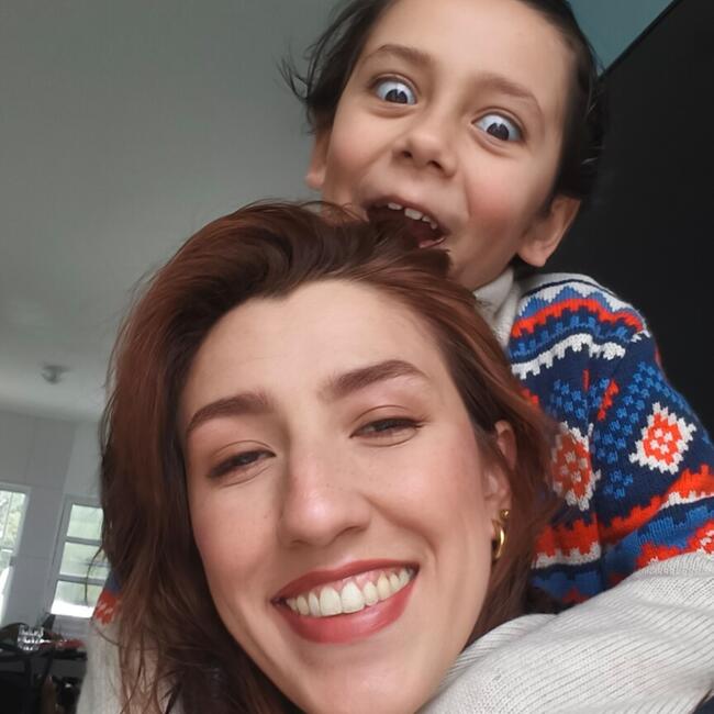 Babysitting job in Guaratuba: Luana