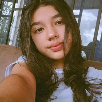 Babysitter in San Vito: Christelle