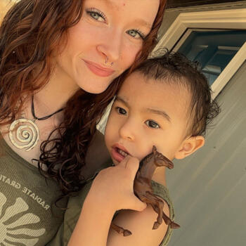 Babysitter in North Vernon: Nicole