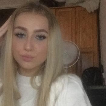 Babysitter in Walsall: Alice